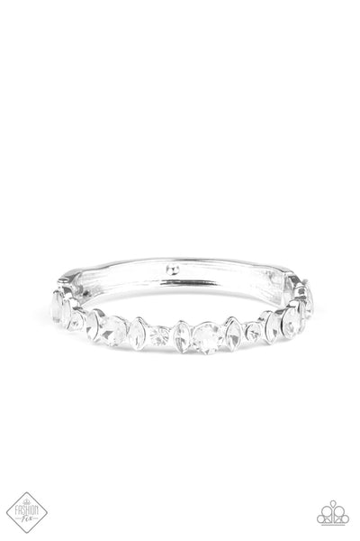Bracelet BLING Them To Their Knees - White