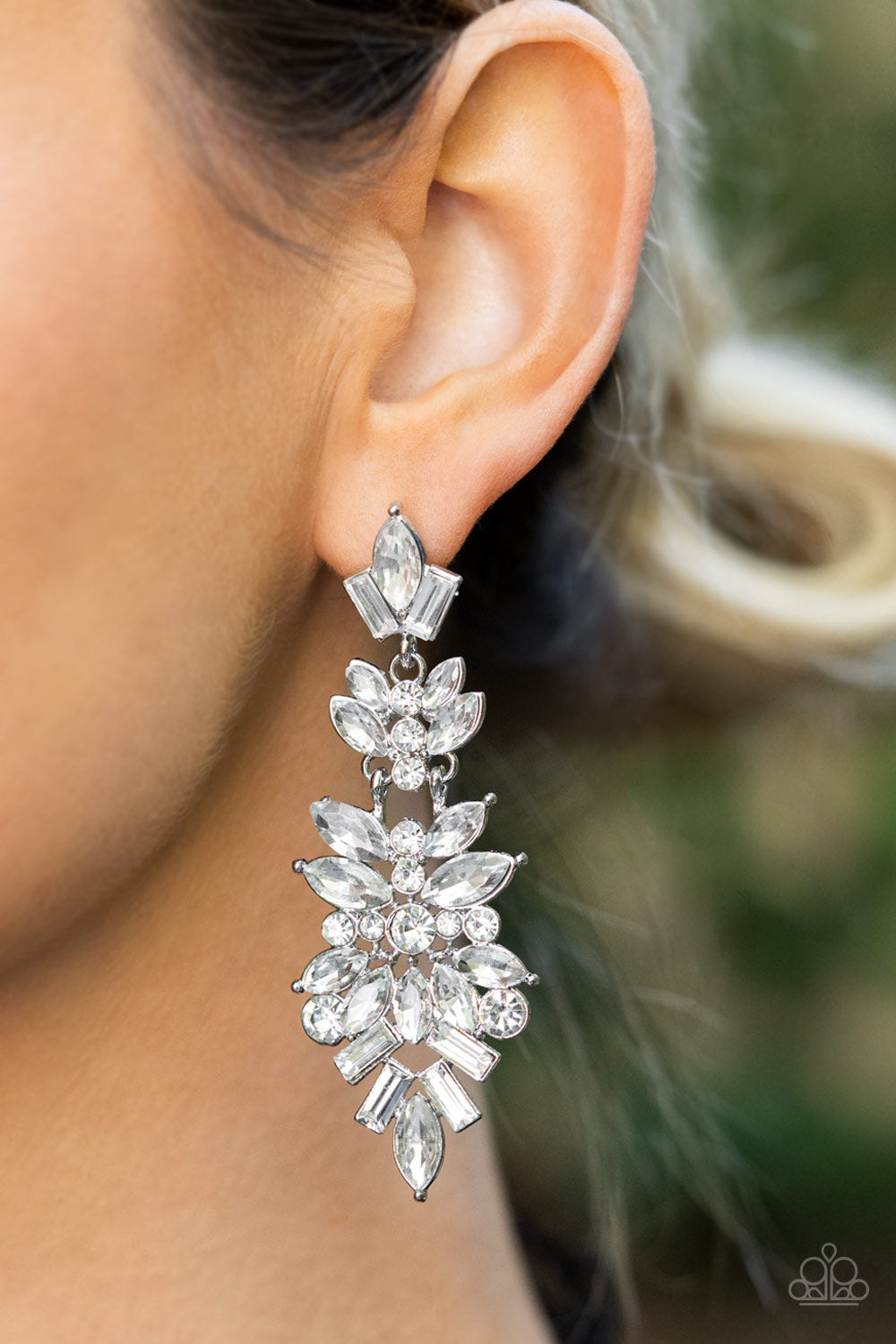 Earrings Frozen Fairytale - White