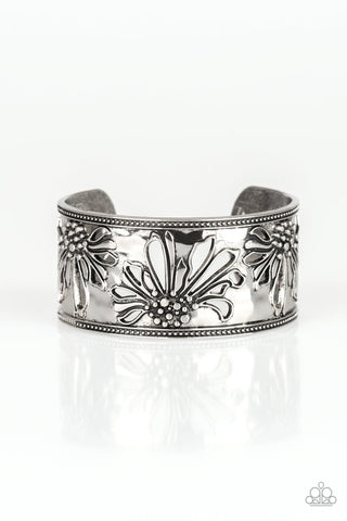 Bracelet Where The WILDFLOWERS Are - Silver