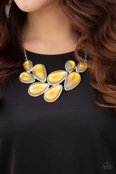 Necklace Iridescently Irresistible - Yellow