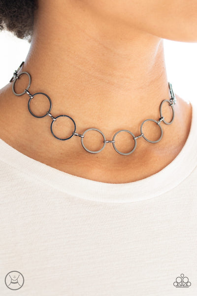 Necklace choker Retro Metro - Black