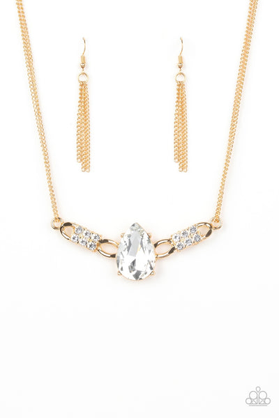 Necklace Way To Make An Entrance - Gold