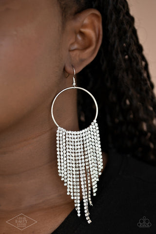 Earrings Streamlined Shimmer - White