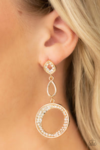 Earrings On The Glamour Scene - Gold